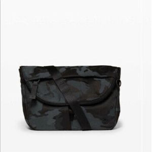 NWT Lululemon All Night Featival Bag